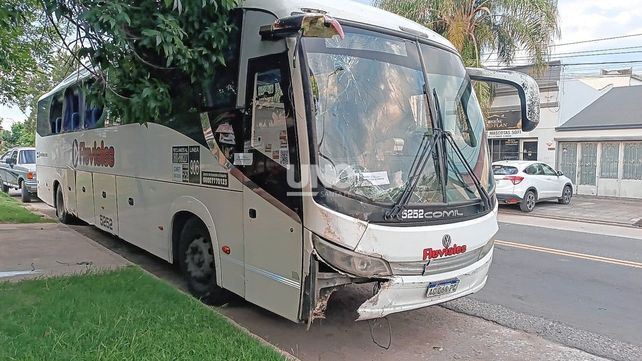 Un colectivo robado de la Terminal de &Oacute;mnibus y un recorrido descontrolado por distintos barrios de la ciudad.&nbsp;