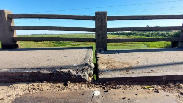 El puente Carretero fue cerrado a la espera de su reparación.