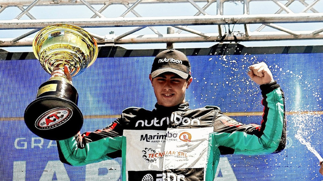 El cordob&eacute;s de Guatimoz&iacute;n, manejando el Dodge 147 dej&oacute; su sello en la apertura de la temporada en la ciudad de La Plata.