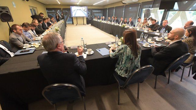    El secretario de Transporte de Santa Fe, Osvaldo Miatello, participó  del encuentro plenario del Comité Federal de Transporte (Cofetra), entidad de la cual es presidente