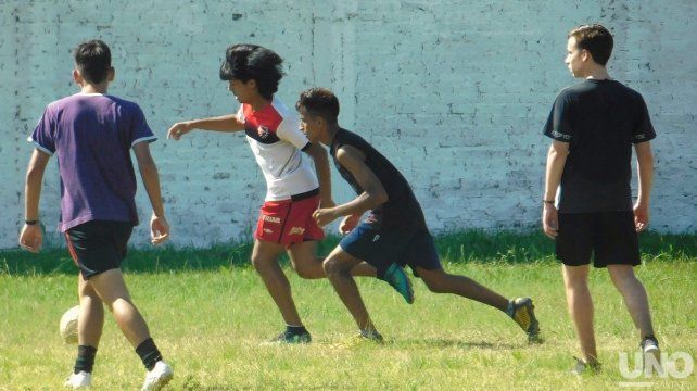 La pelota comenzó a rodar en Nuevo Horizonte, y en divisiones inferiores; mayores, infantiles y escuelita.