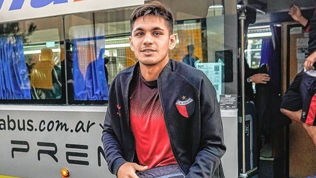 Tom&aacute;s Moschi&oacute;n es uno de los referentes de la reserva de Col&oacute;n.