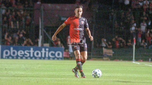 Facundo Castet ve una mejora en el rendimiento de Colón para afrontar la recta final de Primera Nacional.