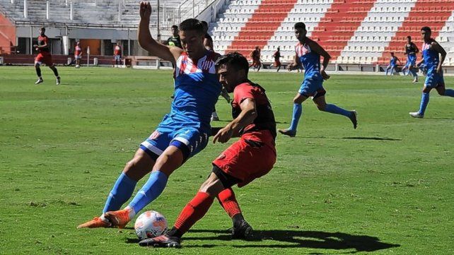 El elenco de Juan Azconz&aacute;bal super&oacute; en el segundo amistoso a Patronato con gol de Nicol&aacute;s Andereggen. Foto: prensa Uni&oacute;n