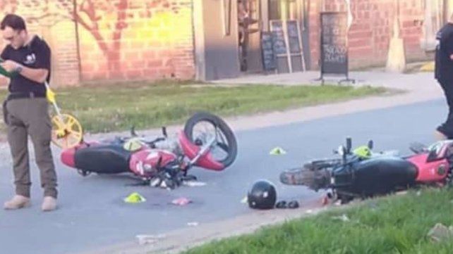 El violento choque dejó como saldo a los dos conductores en estado reservado