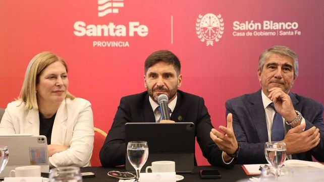 Pullaro encabezó la reunión de la Junta Provincial de Seguridad.