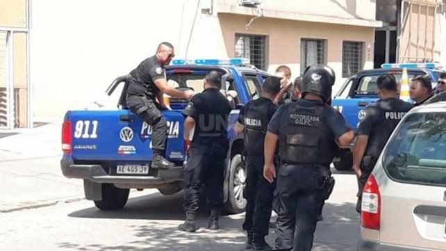 La policía pudo detener a los delincuentes que dejaron a un adolescente golpeado y con un puntazo en el cuello 