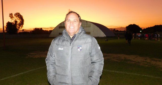 Radicado en Tucumán, por cuestiones laborales regresó a Santa Fe, y da una mano en la entidad de Sauce Viejo.