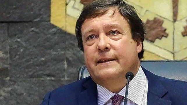 El Senador Weretilneck, voto indefinido por la legalización del aborto.