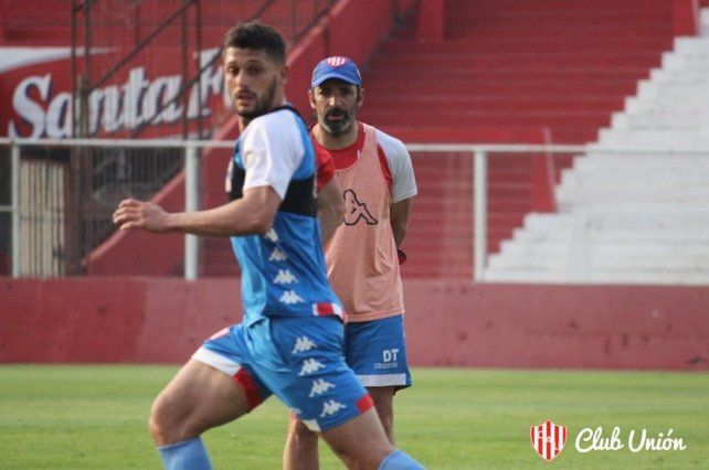 Juan Manuel García ponderó el estilo que quiere implementar Azconzábal en Unión.