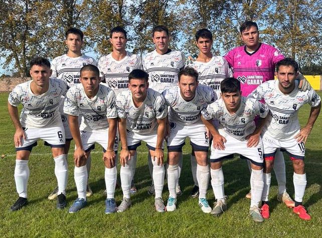 En cancha de Nobleza de Recreo, La Salle Jobson gole&oacute; a la Universidad del Litoral por 3 a 1.