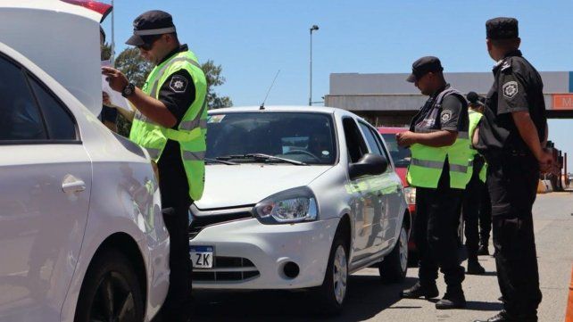 Operativo de tránsito en las rutas llevados adelante por la Agencia Provincial de Seguridad Vial. Operativo de tránsito en las rutas llevados adelante por la Agencia Provincial de Seguridad Vial.