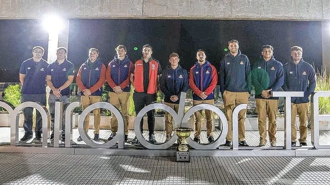 El choque entre litoraleños y chilenos se producirá a partir de las 16 en el Paraná Rowing Club.  