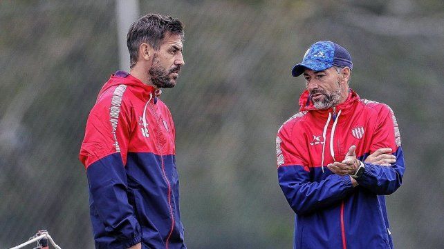 Cristian González se guarda los 11 de Unión para el cruce de Copa Argentina ante Gimnasia (M).