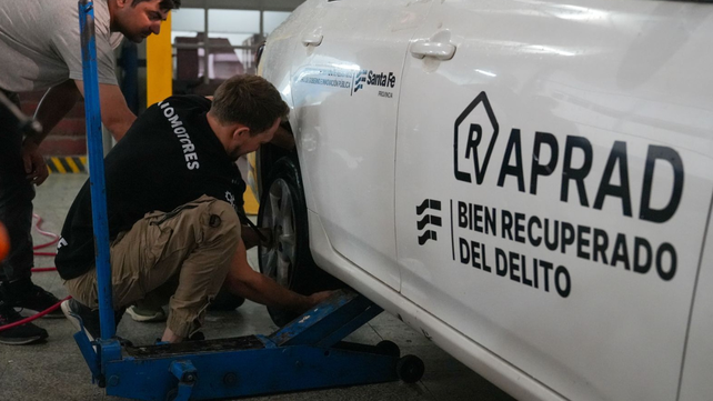 Del depósito judicial al aula: una escuela técnica recibió vehículos incautados al delito para la formación de alumnos Del depósito judicial al aula: una escuela técnica recibió vehículos incautados al delito para la formación de alumnos