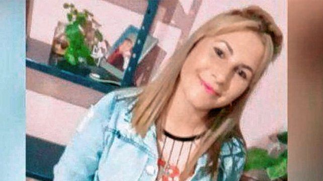 Una mujer que reconoció a la joven hizo la llamada al 911 que dio la pista para realizar el allanamiento.