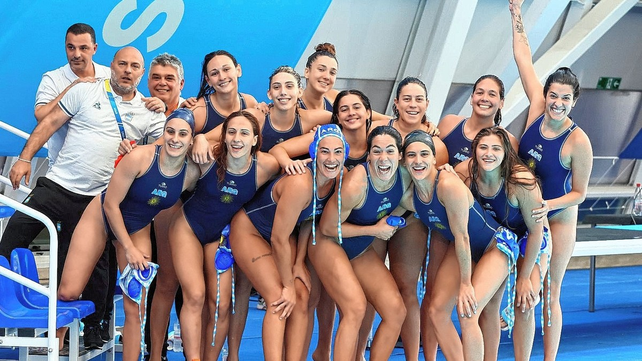 Las Tiburonas argentinas lograron su primer triunfo en los Juegos Panamericanos de Santiago ante M&eacute;xico.