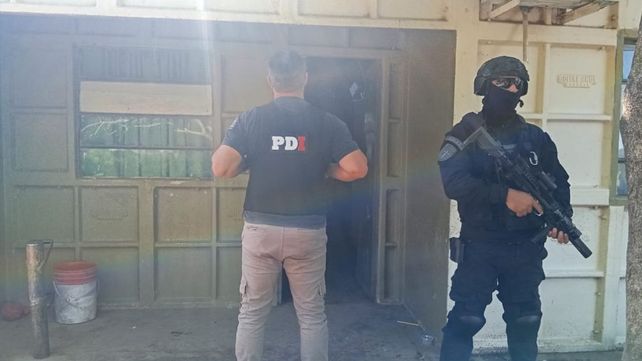 Siete allanamientos en Suardi con la aprehensión de seis personas por venta barrial de drogas Siete allanamientos en Suardi con la aprehensión de seis personas por venta barrial de drogas