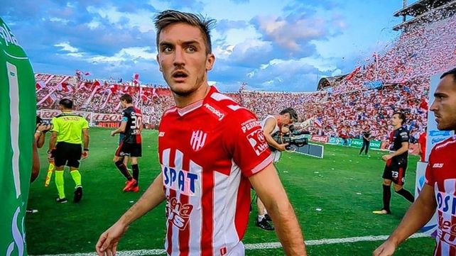 Mauro Pittón se mostró muy feliz de plasmar su regreso a Unión. 