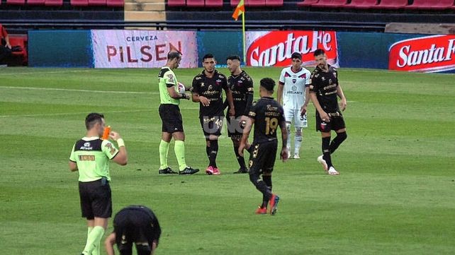 Colón pretende ponerle candado a su arco visitando este martes a Arsenal por la 11ª fecha de la Liga profesional. UNO Santa Fe | José Busiemi
