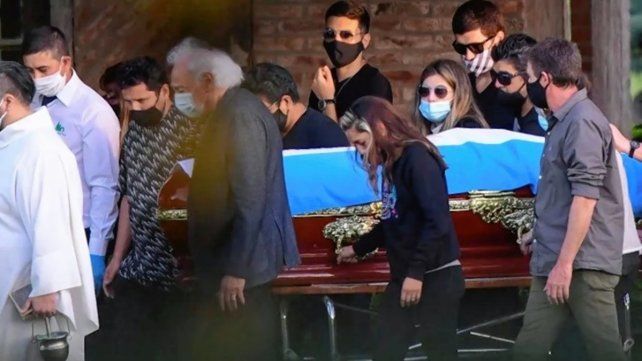 Un enfermero afirmó que Diego Maradona estaba vivo a las 6.30 del miércoles 25 de noviembre. 