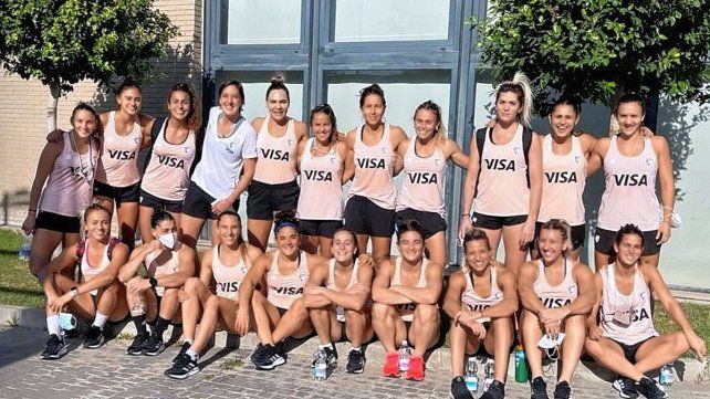 Las Leonas, tambi&eacute;n se encuentran en Valencia, y jugar&aacute;n dos amistosos frente a Alemania y otros dos ante el local, Espa&ntilde;a.