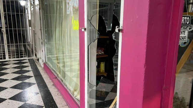 El kiosco violentado en las últimas horas sobre calle Salta a metros de La Peatonal santafesina 