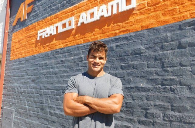 Pr&oacute;ximo a cumplir 30 a&ntilde;os, R&eacute;zola viene de afrontar un selectivo en los lagos de Nordelta, en el partido de Tigre.