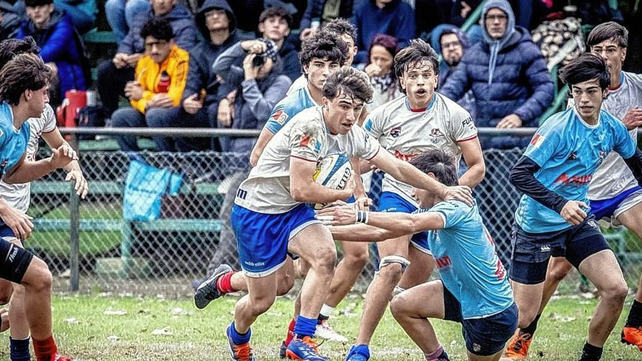 Organizado por el Centro de Rugby de la USR, se armaron tres equipos, y se jugaron dos tiempos de 30 minutos cada uno. Organizado por el Centro de Rugby de la USR, se armaron tres equipos, y se jugaron dos tiempos de 30 minutos cada uno.