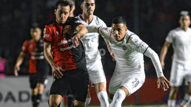 Sergio Rondina analizó la caída de Colón ante Independiente en Santa Fe.