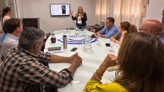 La concejala Silvina Cian presentó un proyecto para optimizar la atención ciudadana en la Municipalidad de Santa Fe.