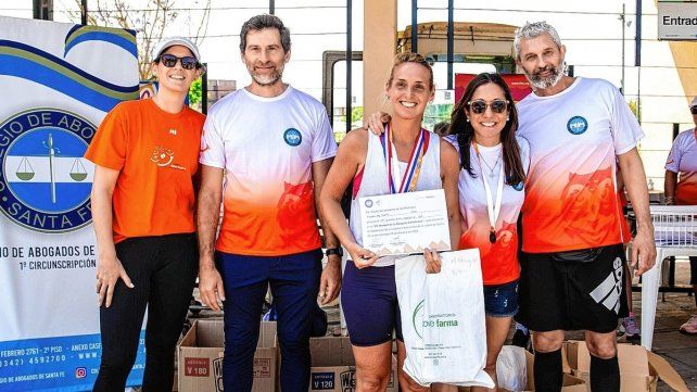 La doctora Manuela Del Sastre fue la triunfadora en los 10km reservado para los profesionales del derecho.