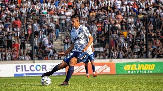 Renzo Giampaoli llegaría a Unión.