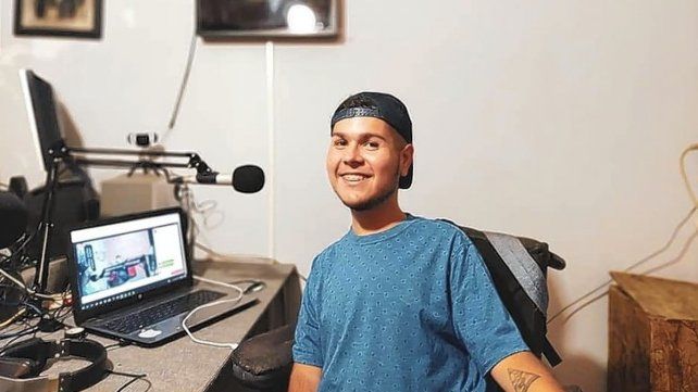 Tiago tiene 20 años. Vive en la ciudad santafesina de Vera y es emprendedor.