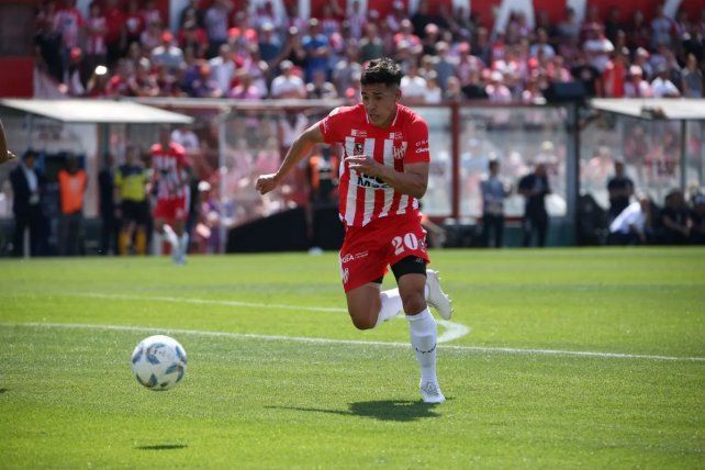 Brahian Cuello llega a Unión para aportar desequilibrio y juego por las bandas. Brahian Cuello llega a Unión para aportar desequilibrio y juego por las bandas.