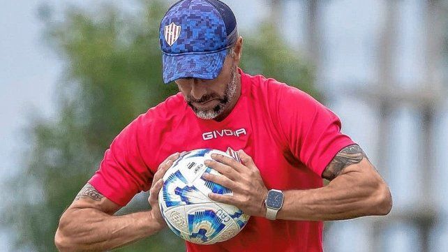 Cristian Gonz&aacute;lez a&uacute;n no par&oacute; los 11 de Uni&oacute;n.