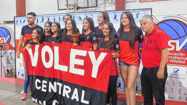Central San Carlos fue otro de los elencos protagonistas en la presente temporada del v&oacute;ley local.