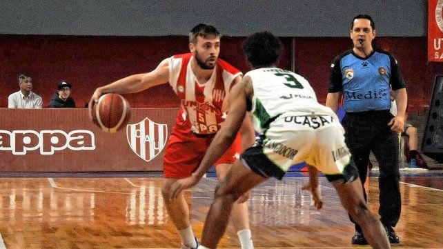 Unión volverá a jugar como local el próximo lunes ante Independiente (Oliva).