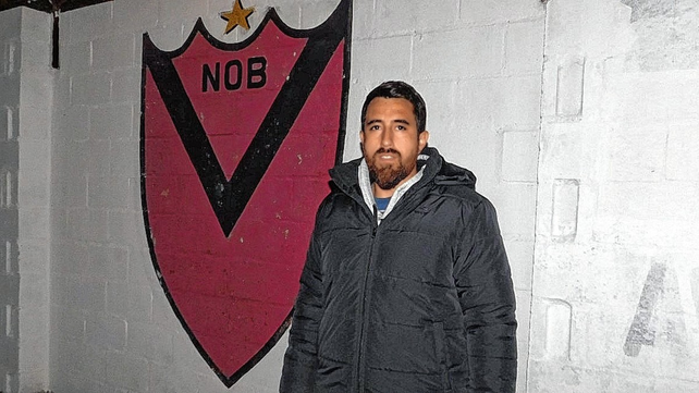 Gonz&aacute;lez est&aacute; acompa&ntilde;ado por Maxi Gonz&aacute;lez como PF, y Alejandro Travaini y Cristian Bobadilla como ayudantes de campo.