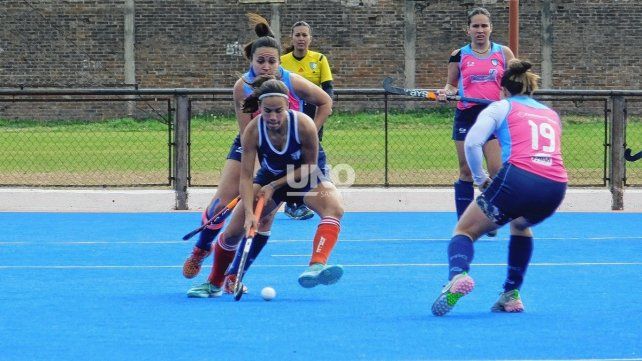 En un duro partido, La Salle Jobson no pudo frente al Paraná Rowing Club y cayó derrotado por 2 a 1 en la ASH.