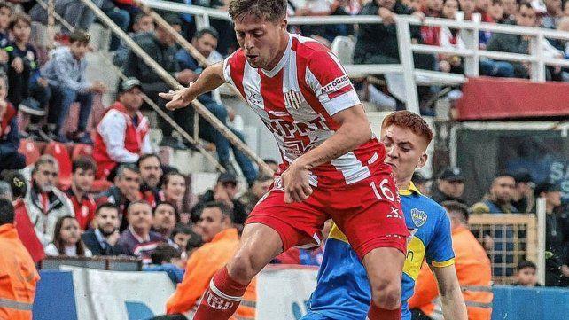 Federico Vera salió lesionado y se fue indignado por la actuación del VAR que privó a Unión de ganarle a Boca.