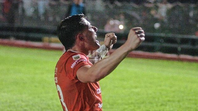 Facundo Garcés le dio la victoria a Colón y redondeó una gran tarea en el Brigadier López.