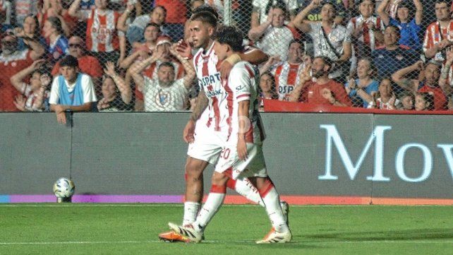 Colazo se destap&oacute; en Uni&oacute;n con tres goles consecutivos.