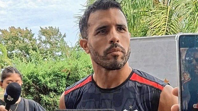 Pier Barrios se convirti&oacute; en l&iacute;der dentro y fuera de la cancha en Col&oacute;n.