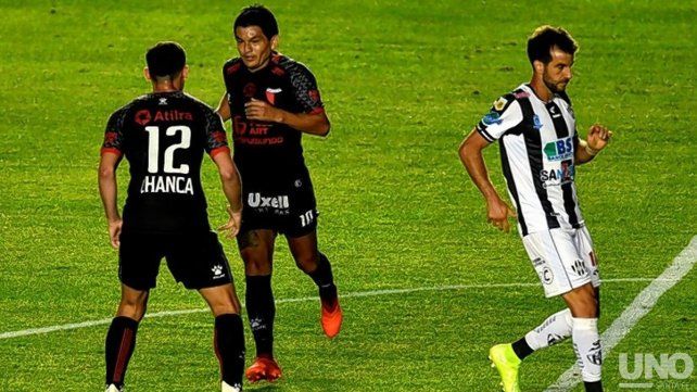 Pulga Rodríguez marcó otro gol de antología en Colón y la Liga Profesional lo reconoció.