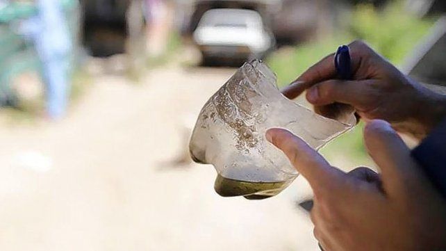 Trabajos de descacharrado y prevención del dengue en los barrios