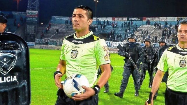 Luis Lobo Medina dirigirá por segunda vez a Unión y se estrenará controlando a Rosario Central.