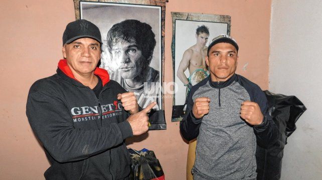Pucheta de 25 años, tiene como entrenador a Daniel Alonso, cuyo gimnasio se encuentra ubicado en la vecinal de barrio Los Hornos de la capital provincial.