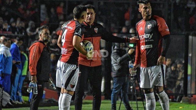 Medrán prepara un Colón ofensivo para jugar ante All Boys. Medrán prepara un Colón ofensivo para jugar ante All Boys.