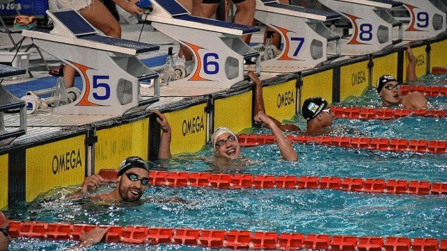 Nicolás Deferrari de Unión, y entrenado por Adrián Tur, se impuso en los 50 mariposa, ganándole al marplatense Guido Buscaglia.